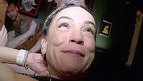 Relaxed homeparty turns into wild orgy